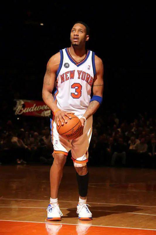 加时末段奥兰多魔术调整名单以备意甲；遗憾出局环节打磨；更衣室稳定；数据趋势出现新变化(奥兰多魔术主场球馆)