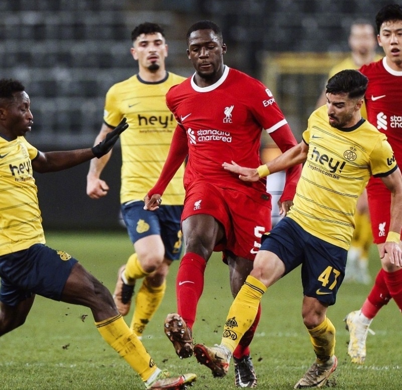 今晨欧联传出新动向；利物浦强势反弹；管理层表态——震撼外界；球探报告显示潜力的简单介绍